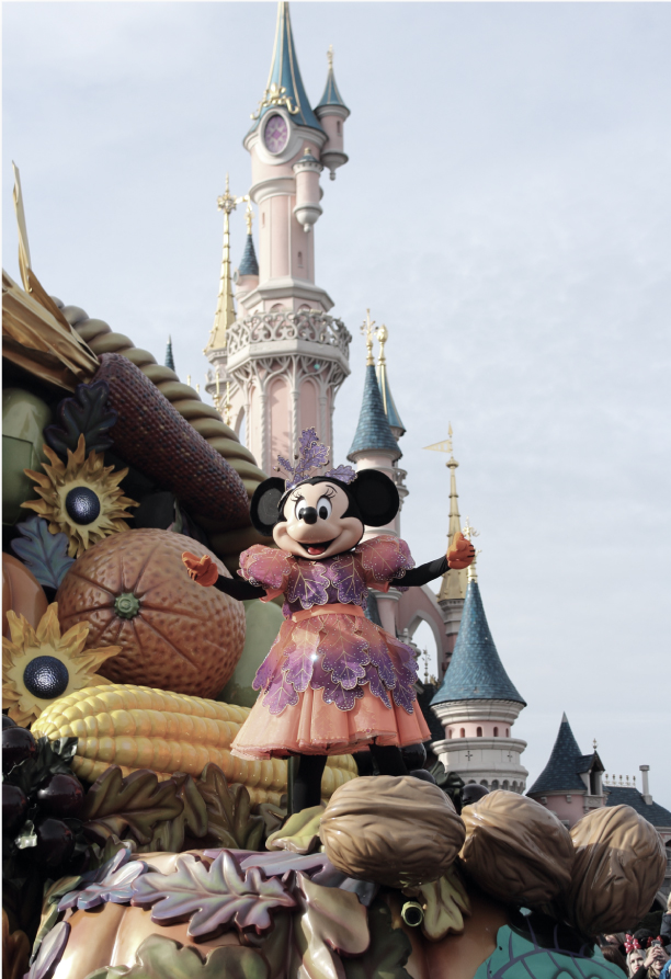 Photo of Mini Mouse at Disney World